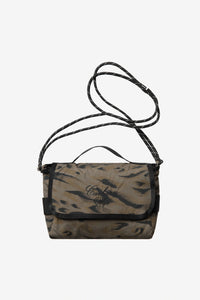 Duck Feather Print, Cypress / Black
